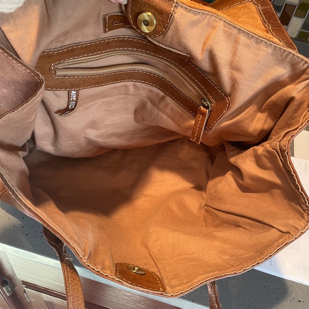 Cowboysbag leather large tote - Picture 8 of 15